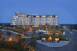 thumbnail: Exterior