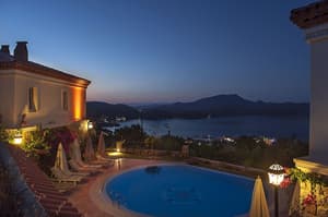 thumbnail: Outdoor pool