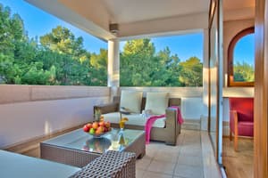thumbnail: Living area