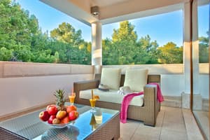 thumbnail: Living area