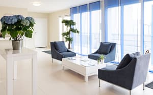 thumbnail: Lobby sitting area