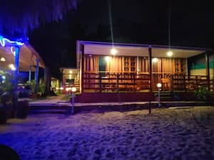 thumbnail: Exterior