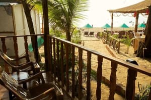 thumbnail: Balcony