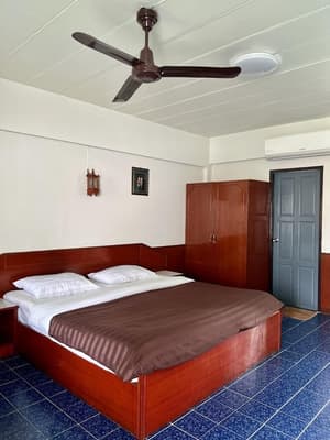 thumbnail: Room