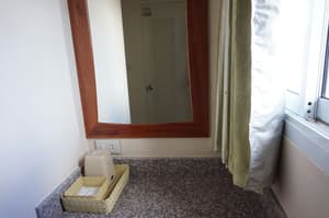thumbnail: Room amenity