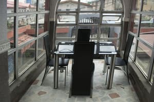 thumbnail: Breakfast area