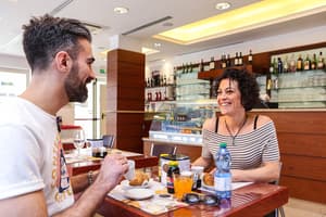 thumbnail: Bar (on property)