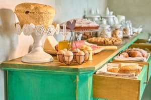 thumbnail: Breakfast buffet