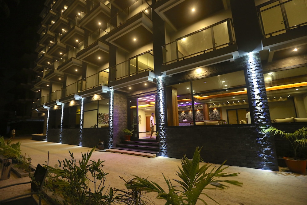Front of property - evening/night