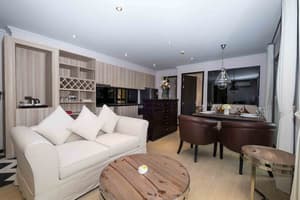 thumbnail: Living area