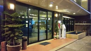 thumbnail: Property entrance