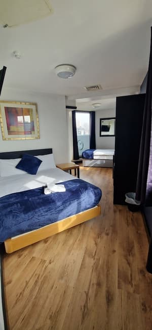 thumbnail: Room
