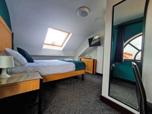 thumbnail: Room