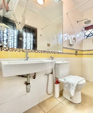 thumbnail: Bathroom