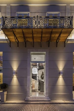thumbnail: Property entrance