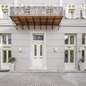 thumbnail: Property entrance