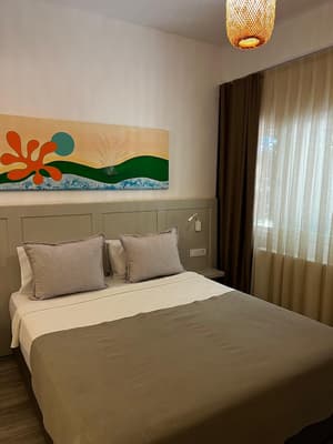 thumbnail: Room amenity
