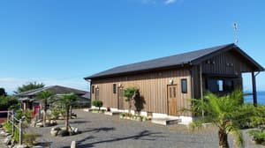 thumbnail: Exterior