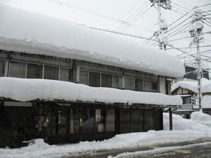 thumbnail: Exterior