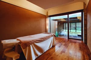 thumbnail: Treatment room