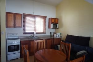 thumbnail: In-room dining