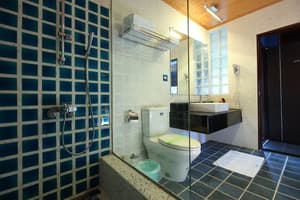 thumbnail: Bathroom sink