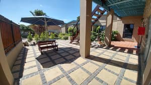 thumbnail: Terrace/patio