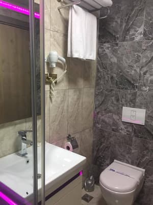 thumbnail: Bathroom