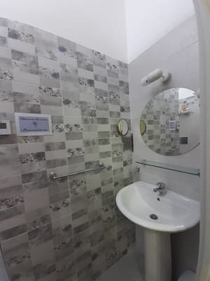 thumbnail: Bathroom