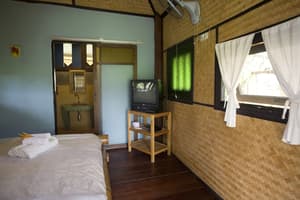 thumbnail: Interior entrance