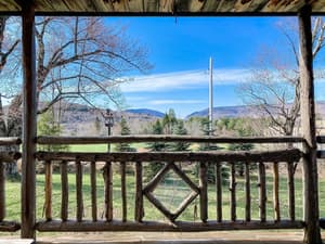 thumbnail: Balcony view