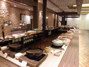 thumbnail: Breakfast area