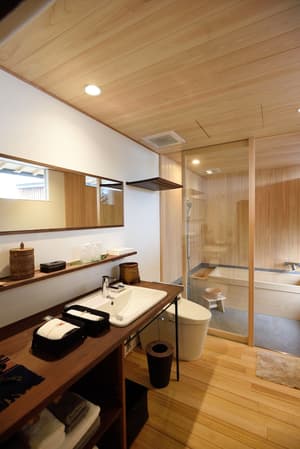 thumbnail: Bathroom