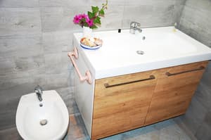 thumbnail: Bathroom