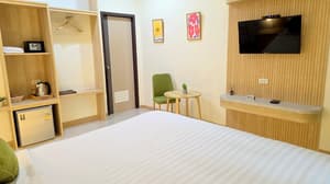 thumbnail: Room