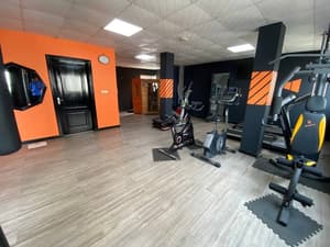 thumbnail: Gym