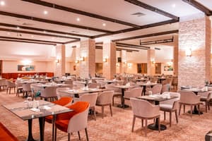 thumbnail: Restaurant