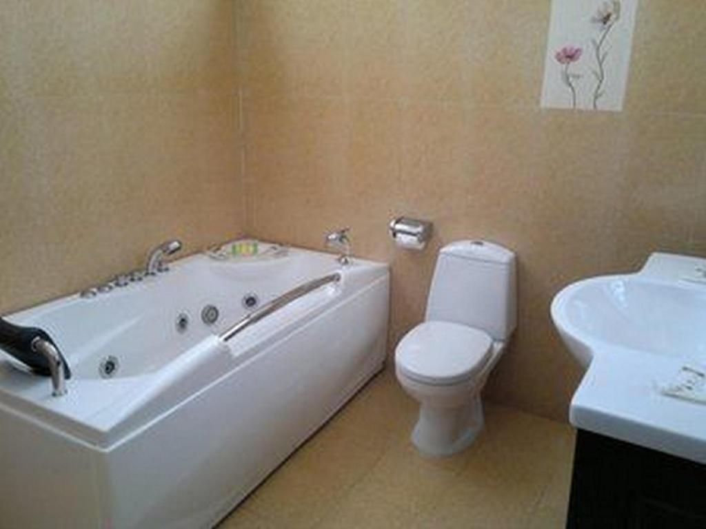 76e296a37da82bd0708a22d9a188a331.jpg