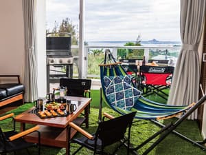thumbnail: Balcony view