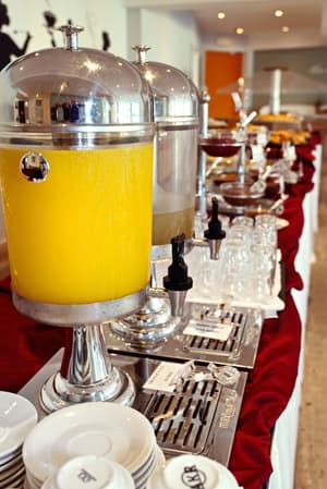 thumbnail: Breakfast area