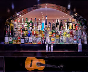 thumbnail: Bar (on property)