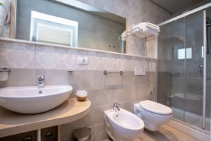 thumbnail: Bathroom