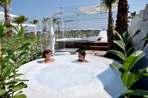 thumbnail: Spa