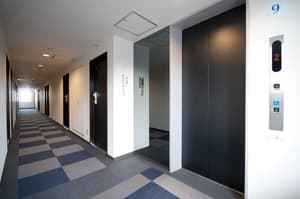 thumbnail: Hallway