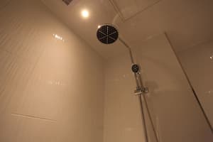 thumbnail: Bathroom shower