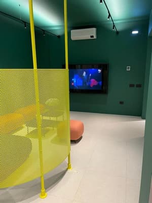 thumbnail: Interior