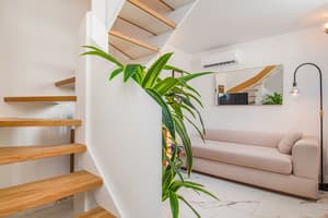 thumbnail: Interior
