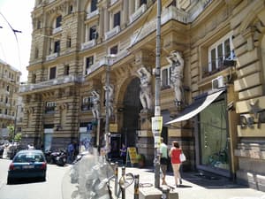 thumbnail: Exterior