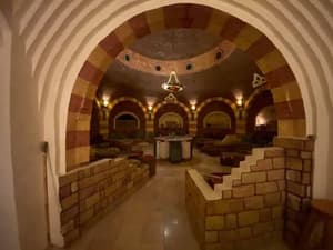 thumbnail: Bar (on property)