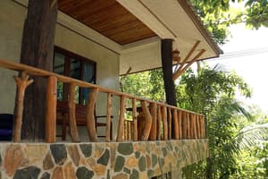 thumbnail: Exterior